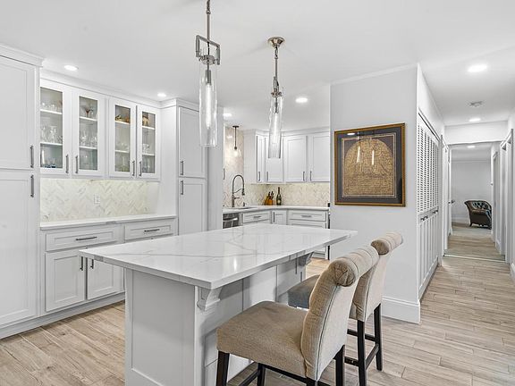 5th image of 1270 Wisconsin STREET #211
