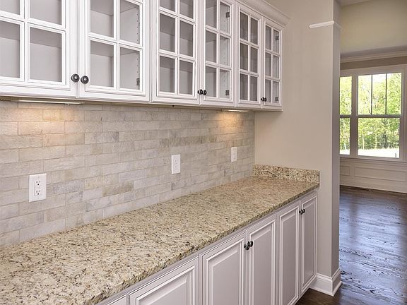 5th image of 1043 Cumberland Valley Dr