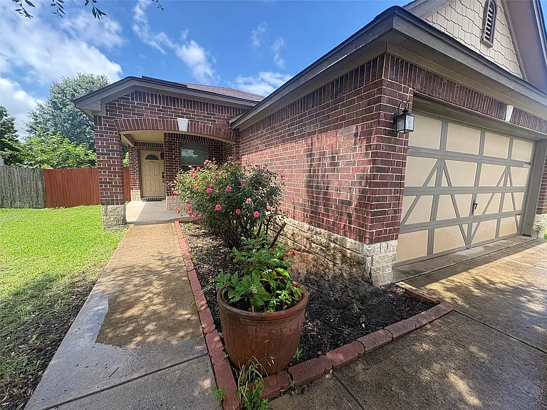 4305 Big Bend Trl — Photo 2