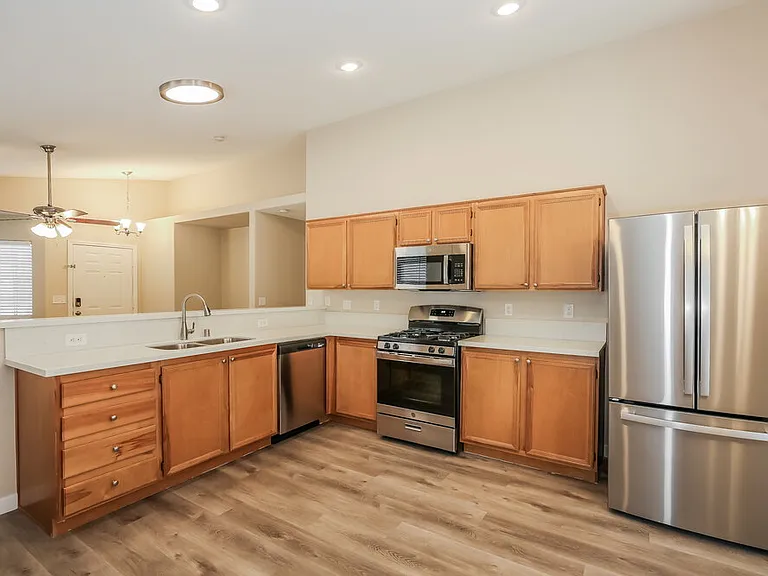 4929 Whispering Spring Ave — Photo 7