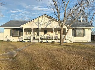 460 Lawrence St, Slocomb, AL 36375