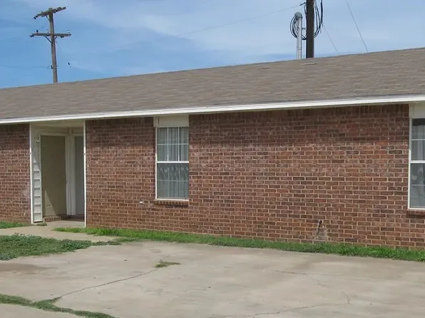 912 82nd St, Lubbock, TX 79423