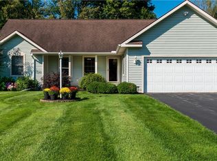 64 Family Cir, Lee Center, NY 13363