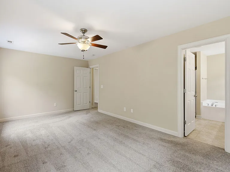 720 Pyracantha Dr — Photo 21