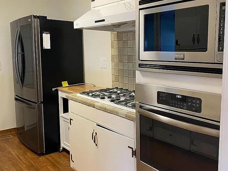 2212 Francis Ave — Photo 15