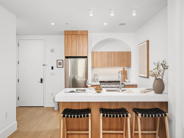 151 S Elliott Pl #5R