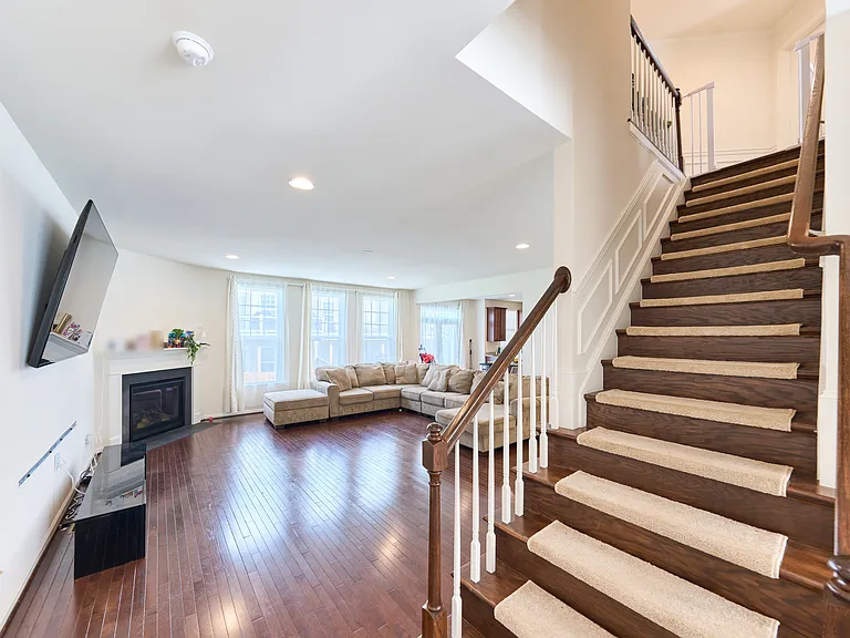 24887 Coventry Grove Ct — Photo 24