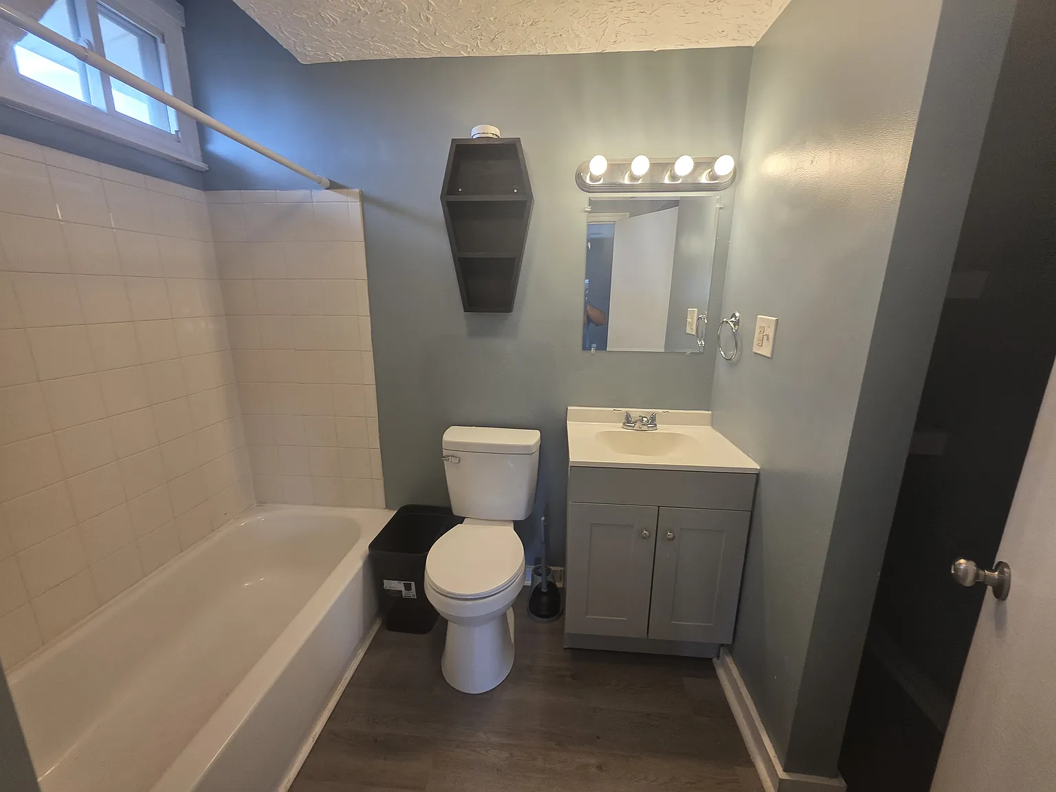 2 bed, $1,295 — Photo 3