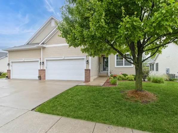 993 SE Waterview Cir, Waukee, IA 50263