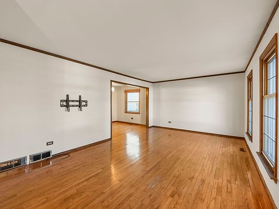 4th image of 1117 S Fairview Ave