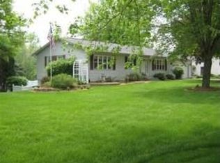 5209 W 11th St, Davenport, IA 52804