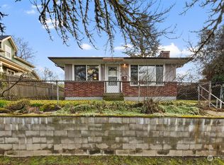 524 Martin Luther King Jr Way S, Seattle, WA