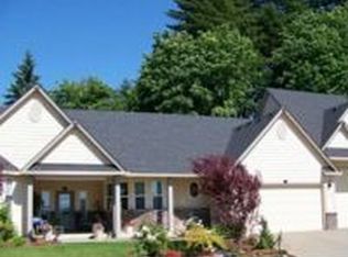 717 S 47th St, Springfield, OR 97478