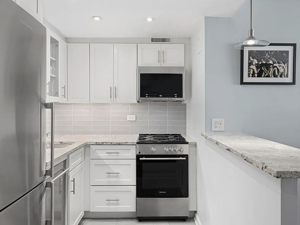 1st image of 16 W 16th St APT 14LS