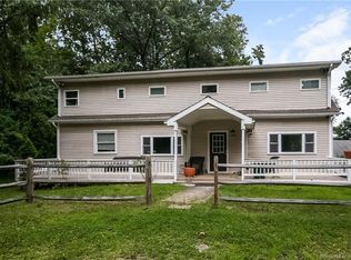 9 Browns Forge Rd, Gaylordsville, CT 06755