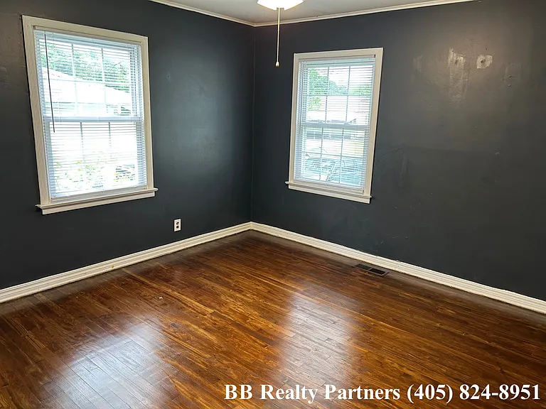 6933 E 5th Pl — Photo 7