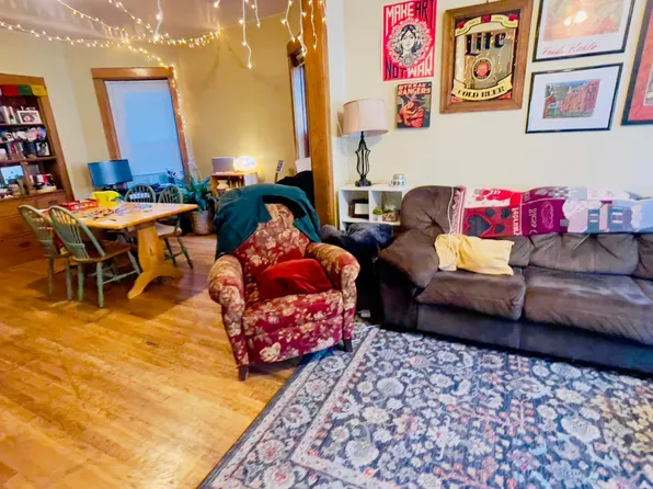 3753 N Magnolia Ave #1, Chicago, IL 60613