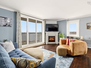 45 Vimy Ave #821, Halifax, NS B3M 4C5