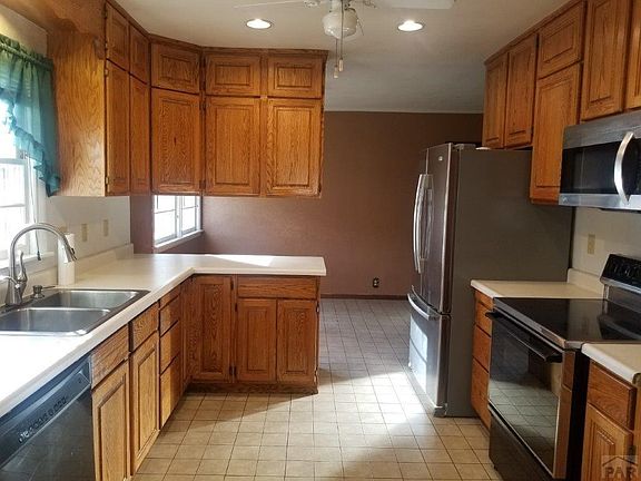 3rd image of 56 Mayhew Dr