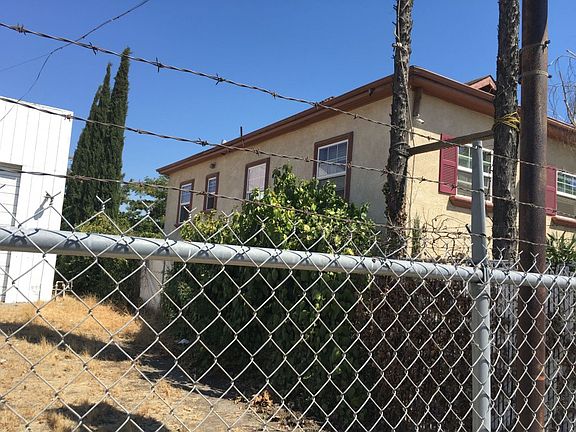 2nd image of 1454 S El Dorado St