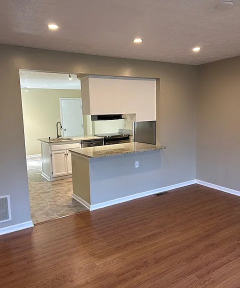 115 Villa Dr — Photo 15