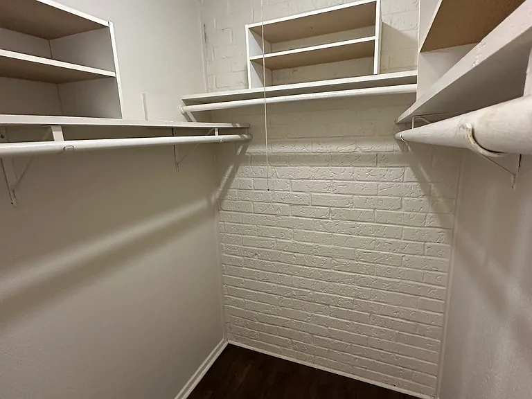 3121 Johnston St #114 — Photo 16