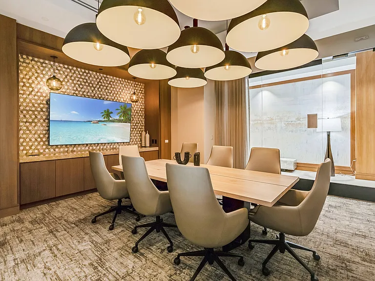 Executive meeting and dining room