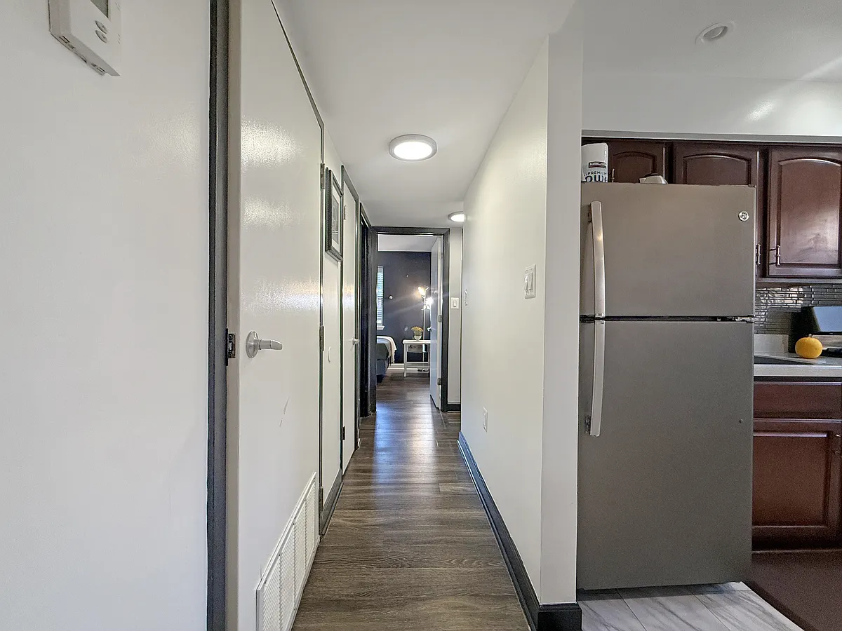 Building Photo - 2650 Birney Pl SE #103