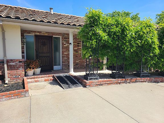 Front of home Spring