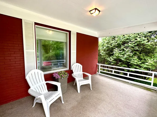 617 Spruce St, Manistee, MI 49660