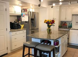 605 N Stephora Ave, Covina, CA 91724