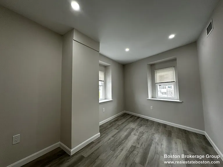 57 Bennington St #3 — Photo 4