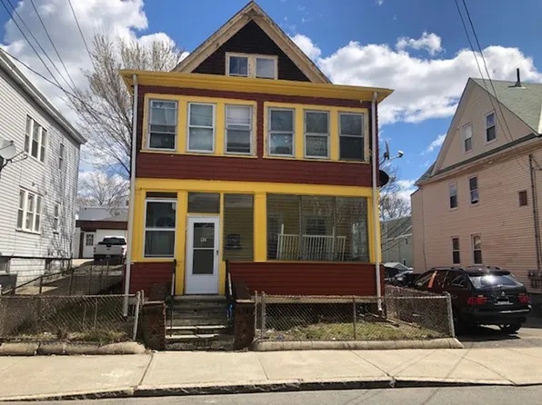 97 Irving St, Everett, MA 02149