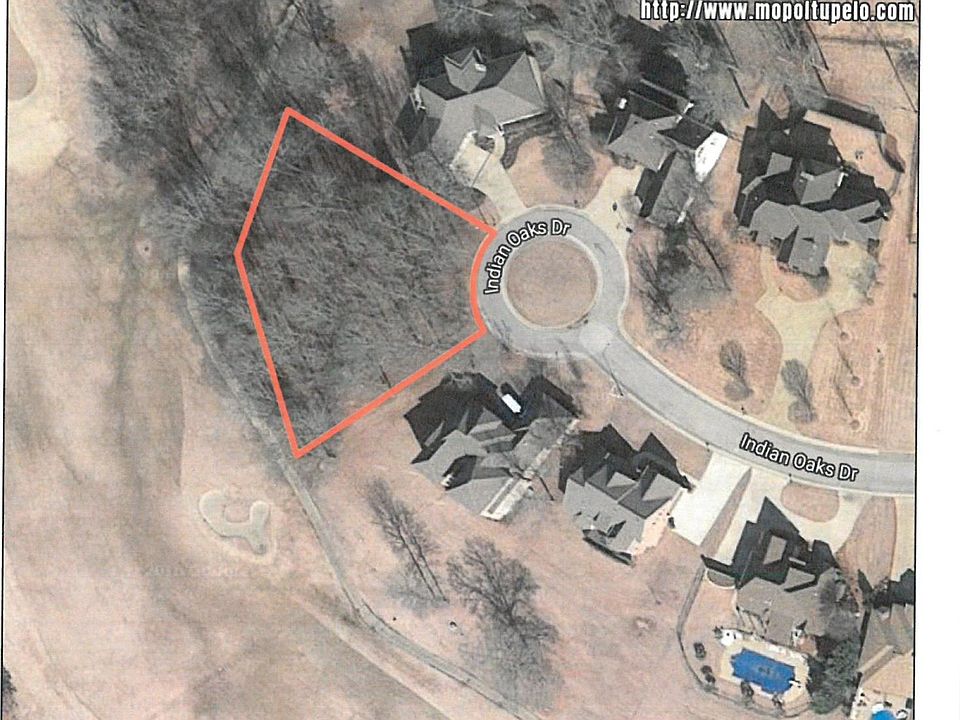 1st image of Indian Oaks Dr