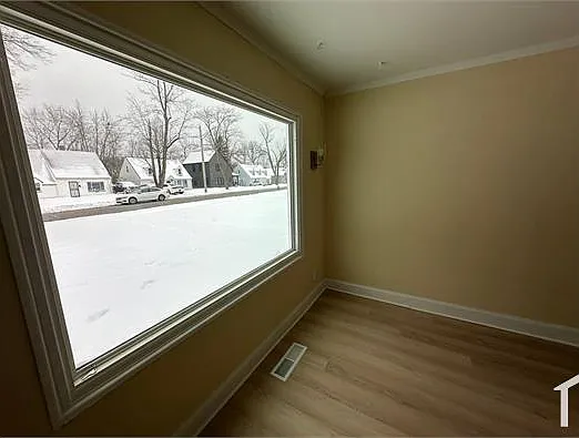 4 bed, 1152 sqft, $1,950 — Photo 3