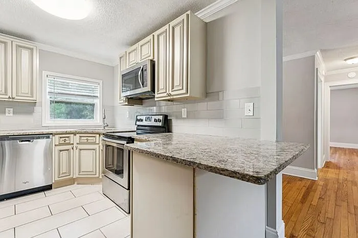 512 Mahaley Ave #2 — Photo 8