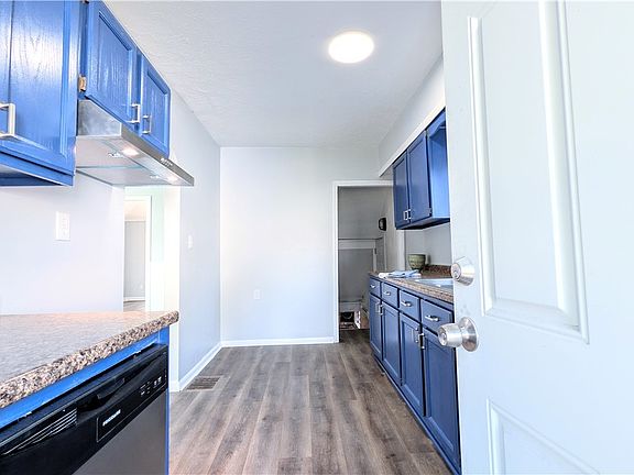5th image of 624 Buffalo St