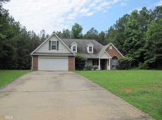 323 Patrick Cir, Jenkinsburg, GA 30234
