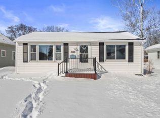 1833 N Charlotte St, Appleton, WI 54911