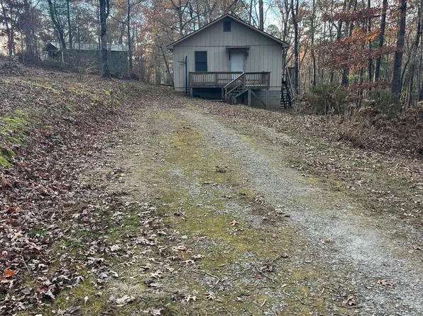 56 Carin Ln, Lakemont, GA 30552