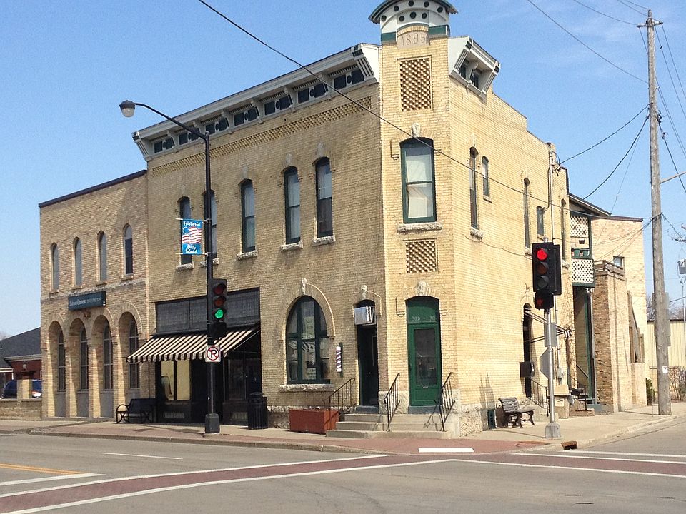 1st image of 301 N Commercial St #301.5