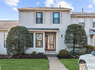 1502 Timber Oaks Rd, Edison, NJ 08820