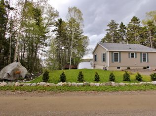 199 Boulder Rd, Danforth, ME 04424