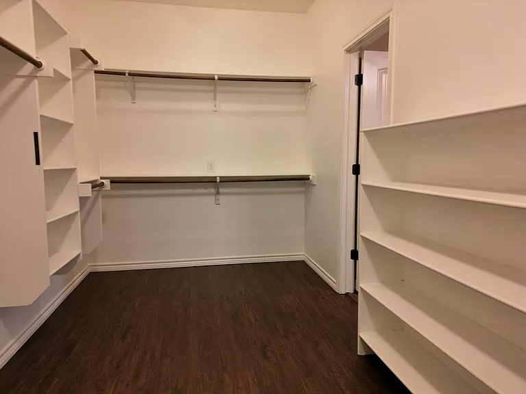 7305 Bellini St — Photo 25