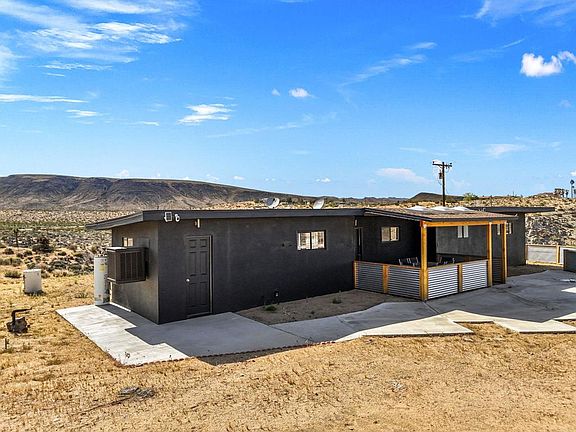5th image of 56367 Scandia Ln