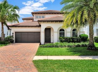 10775 Royal Cypress Way, Orlando, FL 32836