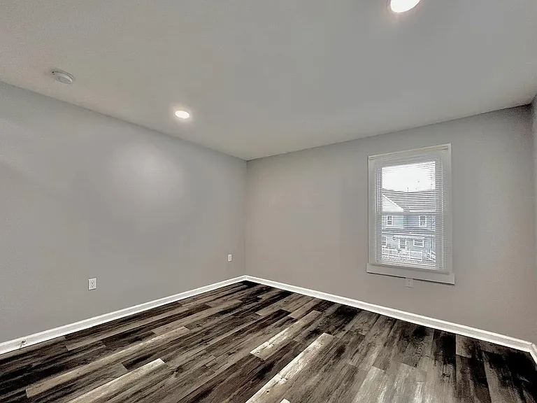 222 S Main St — Photo 6
