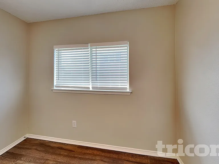 7109 Galveston Dr — Photo 13