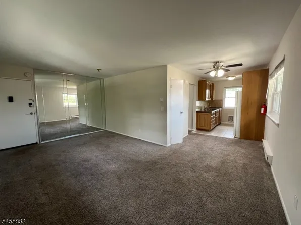 162 Belleville Ave BLDG 162 #1B, Bloomfield Twp., NJ 07003