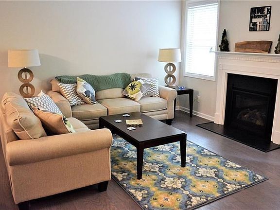 4th image of 244 Bobbie Way #244